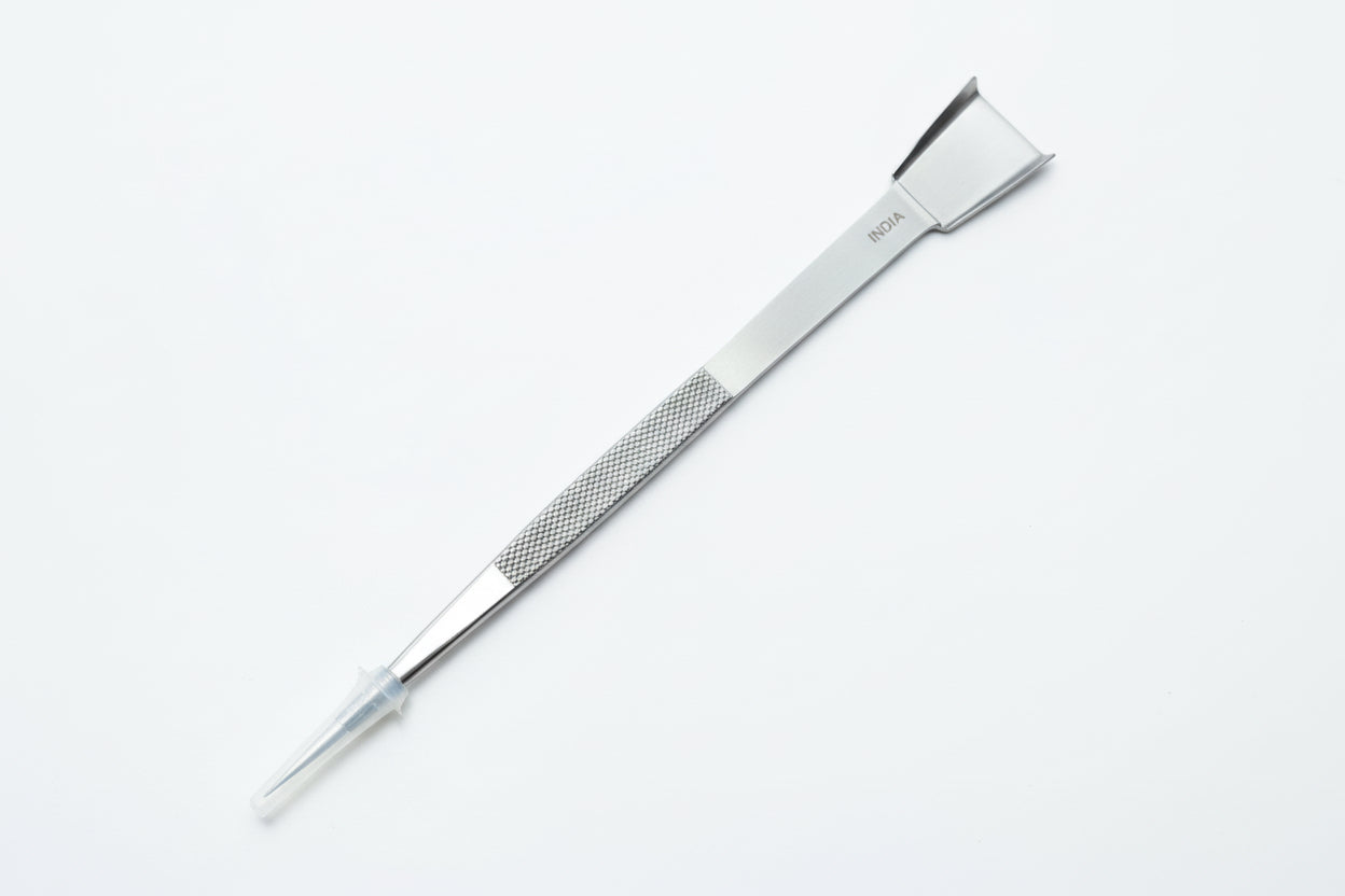 TWEEZER WITH SHOVEL