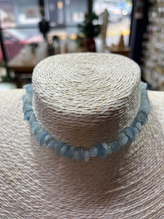 AQUAMARINE CHIP 8-20X6MM. 1 STRAND