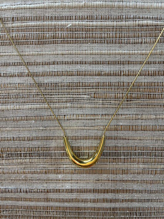 NECKLACE CHAIN WITH U PENDANT 16.8 INCHES 1 PC