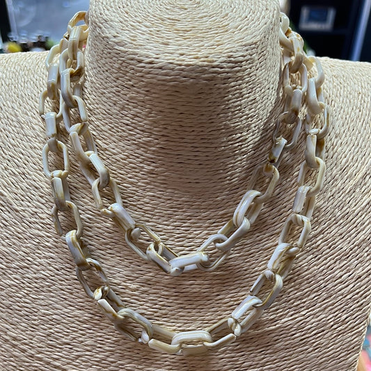 CHAIN ACRYLIC LINEN 18.5MM 36" 1 PC