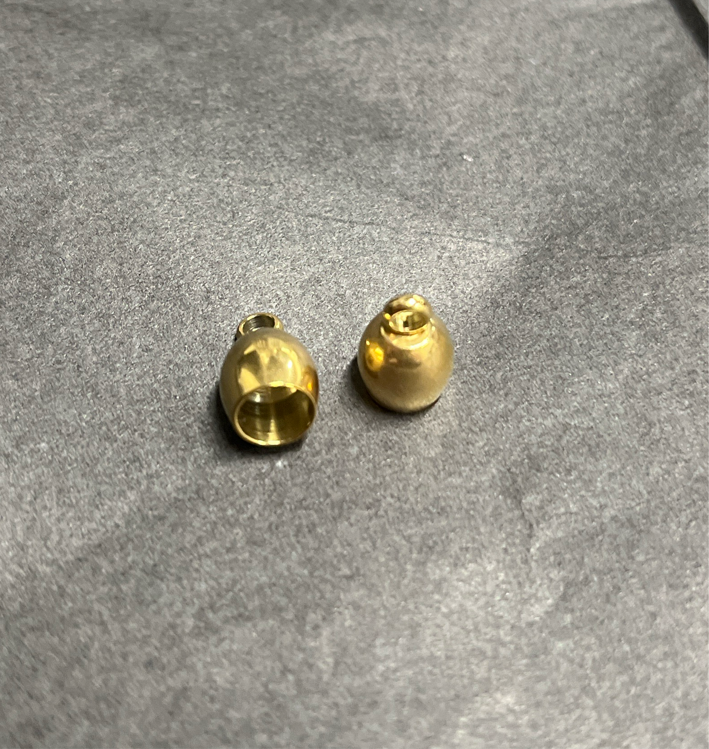 CORD END STAINLESS STEEL GOLD PLATED OVAL WITH LOOP HOLE 5MM 2PC