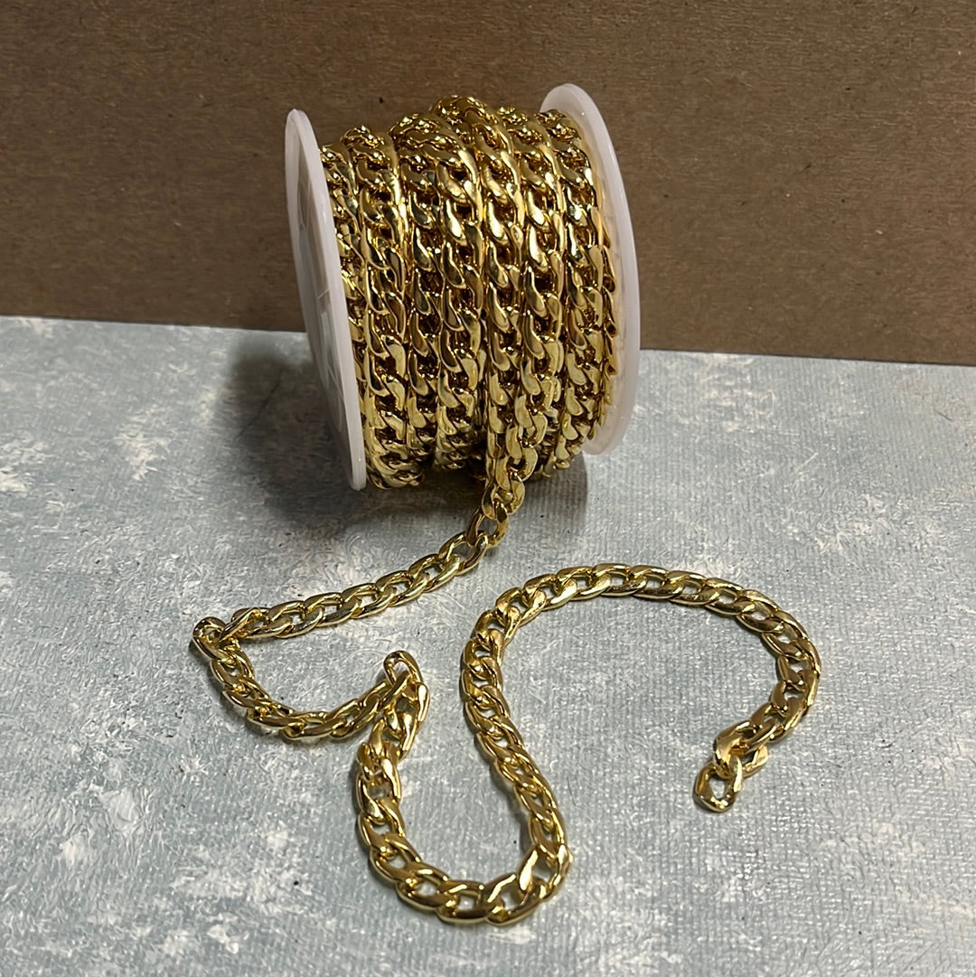 CHAIN CUBAN GOLD PLATE 18KT 9X6MM PER FOOT