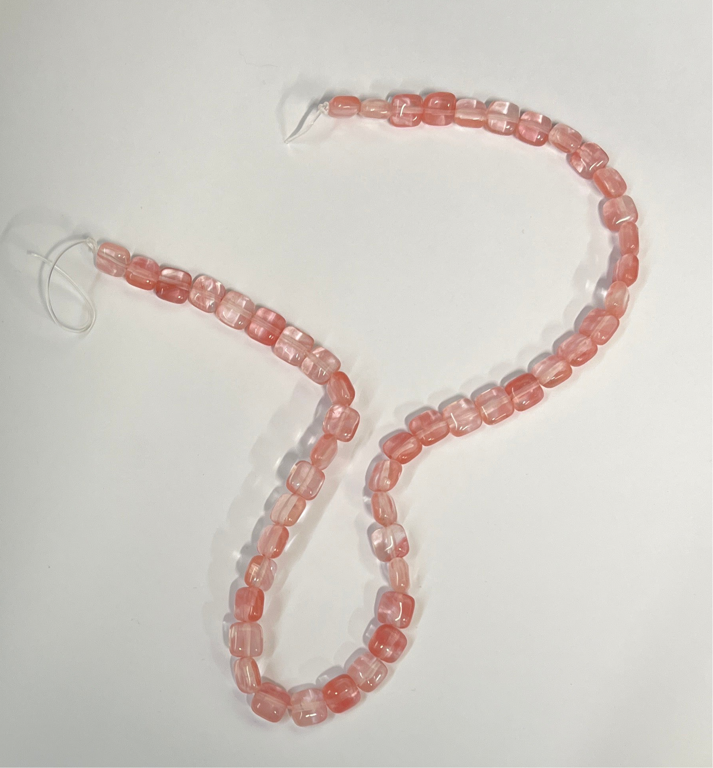 CHERRY QUARTZ GLASS BEAD SQUARE 8.5X8.5MM 1 STRAND