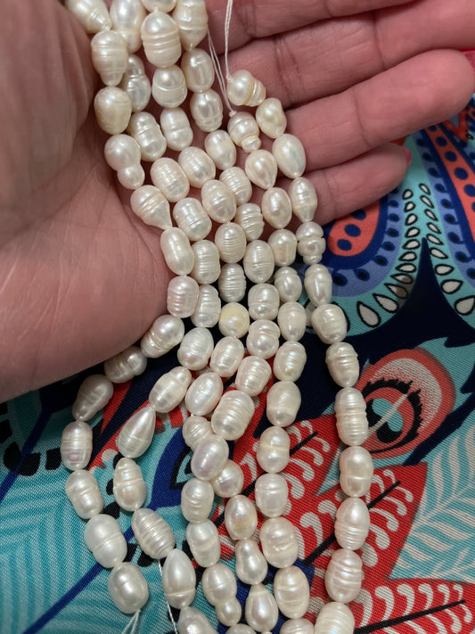 FRESHWATER PEARL RICE 9-11MM HOLE 0.6MM BISQUE COLOR 1 STRAND