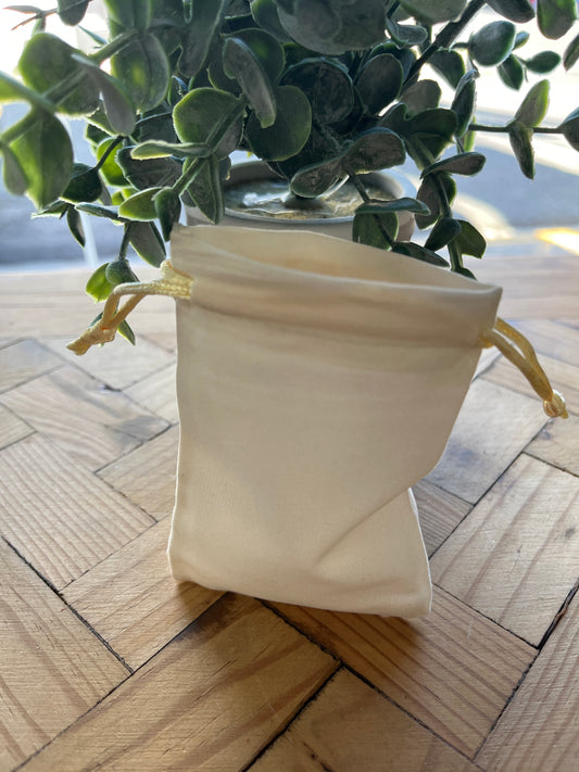 JEWELRY VELVET BAG 7x 9 cm BEIGE