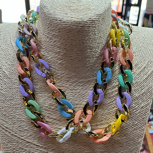 CHAIN ACRYLIC PASTEL GOLD 23MM 1 PC