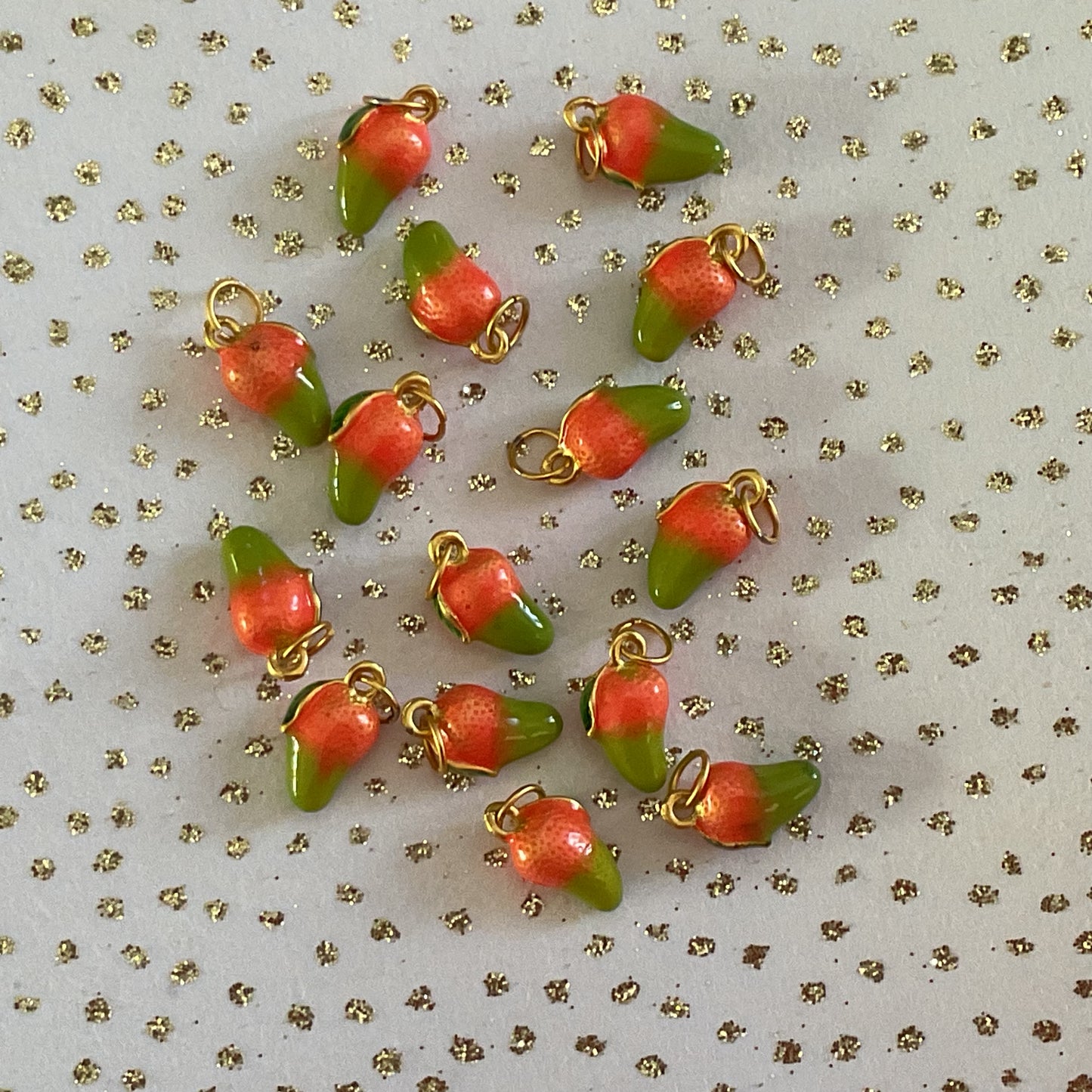 CHARM MANGO 15X8MM MATTE GOLD 2 PC