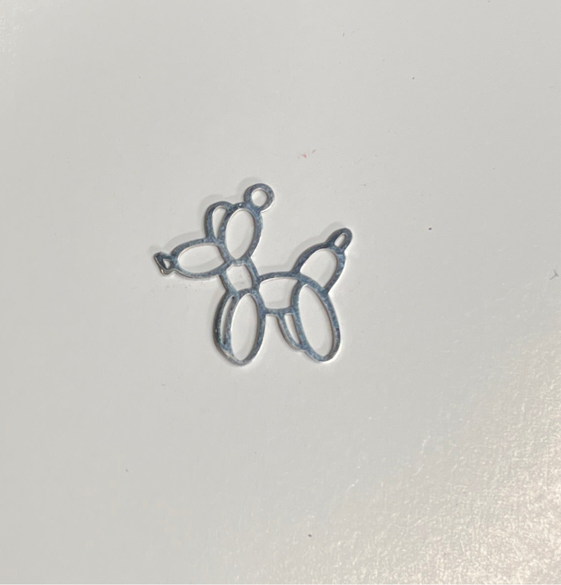 CHARM DOG BALLOON LASER CUT SILVER SST