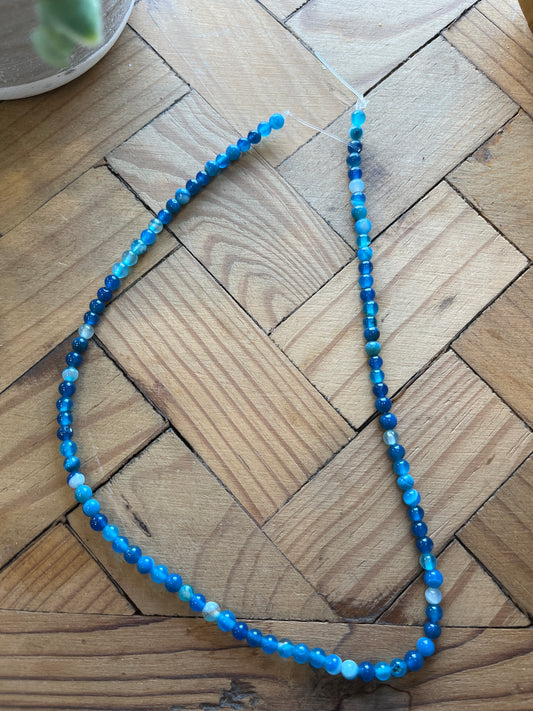 AGATE 4MM ROUND DODGER BLUE