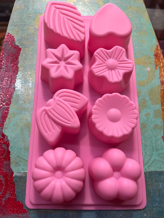 MOLD LEAF FLOWERS AND HEART 8 CAVITIES 1 PC