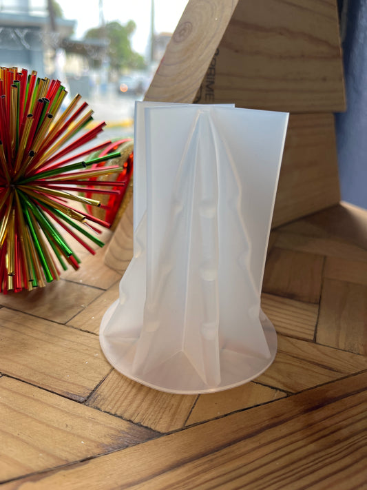 CANDLE MOLD CHRISTMAS TREE 85 MM VERTICAL LINES 1 PC