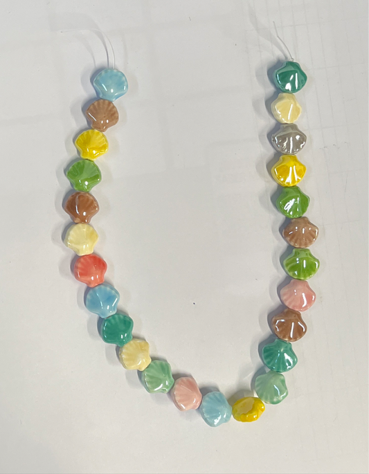 PORCELAIN BEAD PEARLIZED SHELLS 13X12MM 1 STRAND