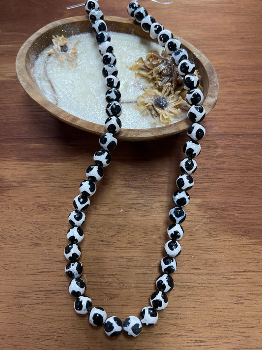 AGATE 8MM ROUND GIRAFFE SKIN 1 STRAND