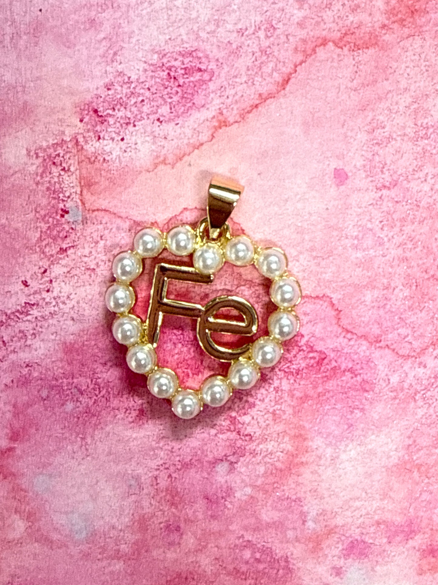 CHARM HEART WITH FE GOLD PLATED 18 KT 1 PC
