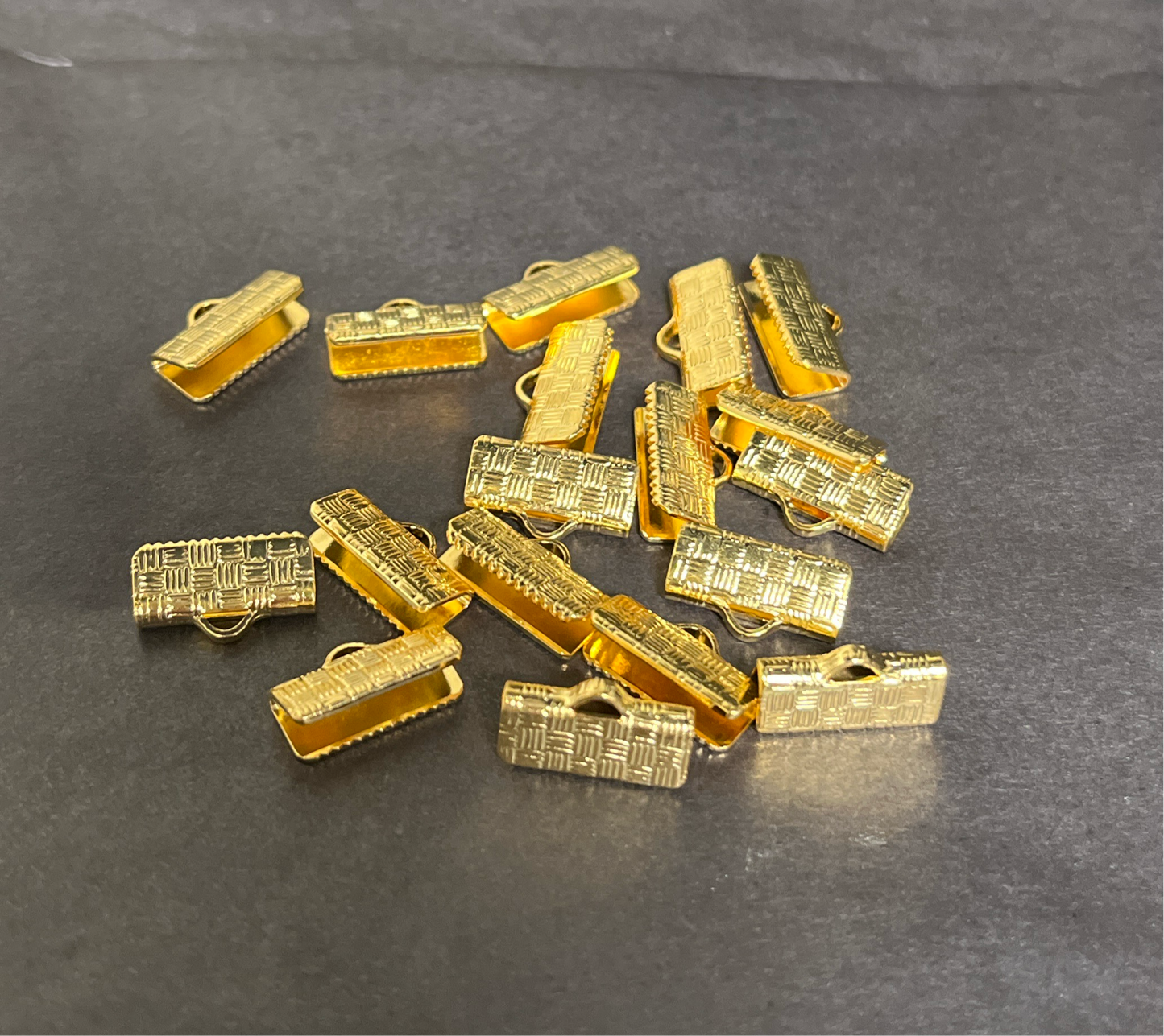 CORD END RIBBON CRIMP TEXTURED 13X6MM GOLD PLATE 20PC