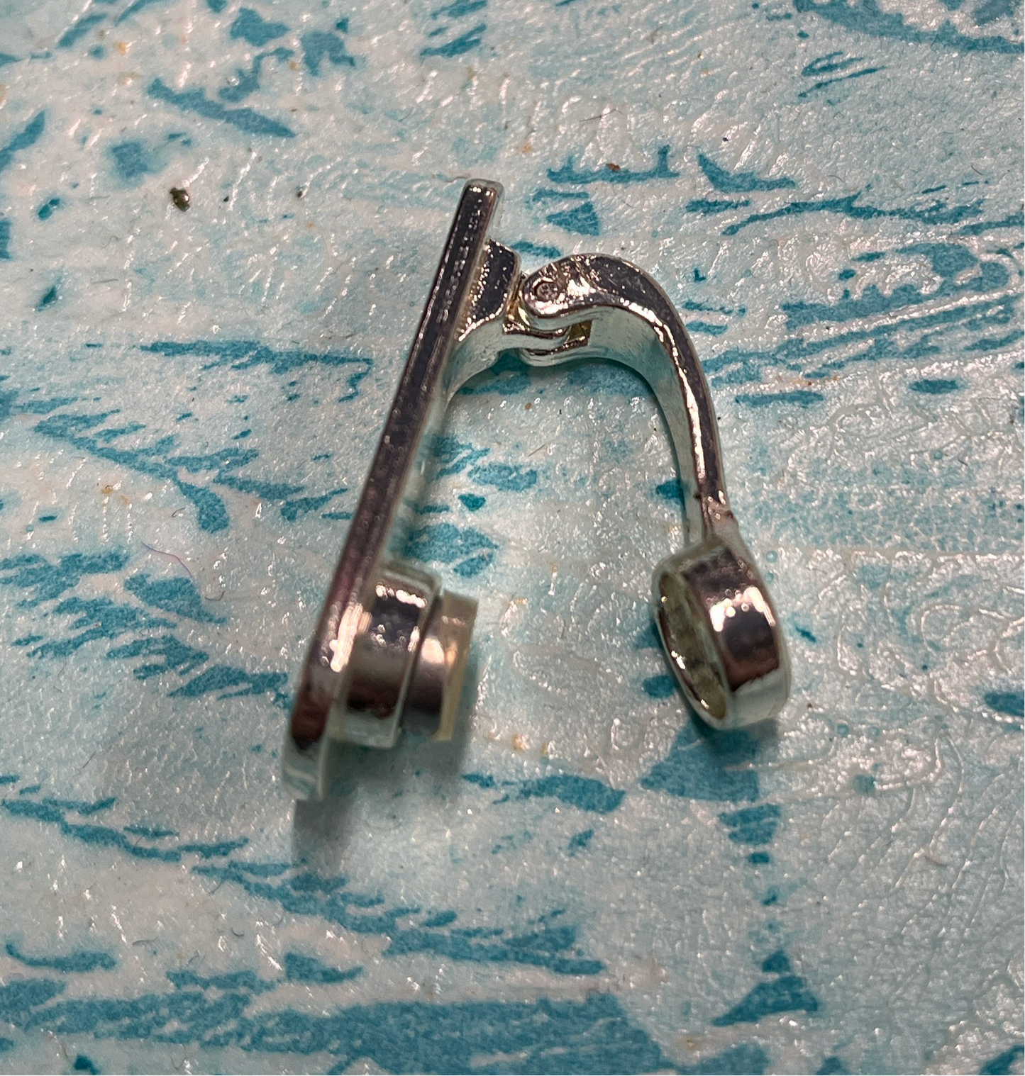 Bail magnetic platinum 30x10 mm 1 pc
