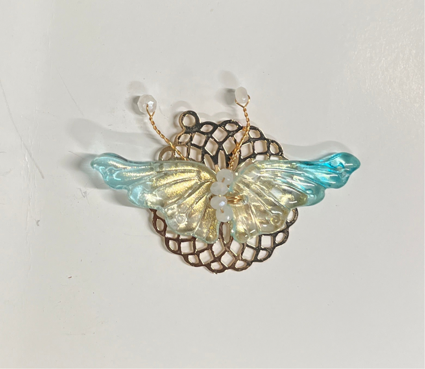 PENDANT BUTTERFLY FLAT ROUND 36MM 1 PC