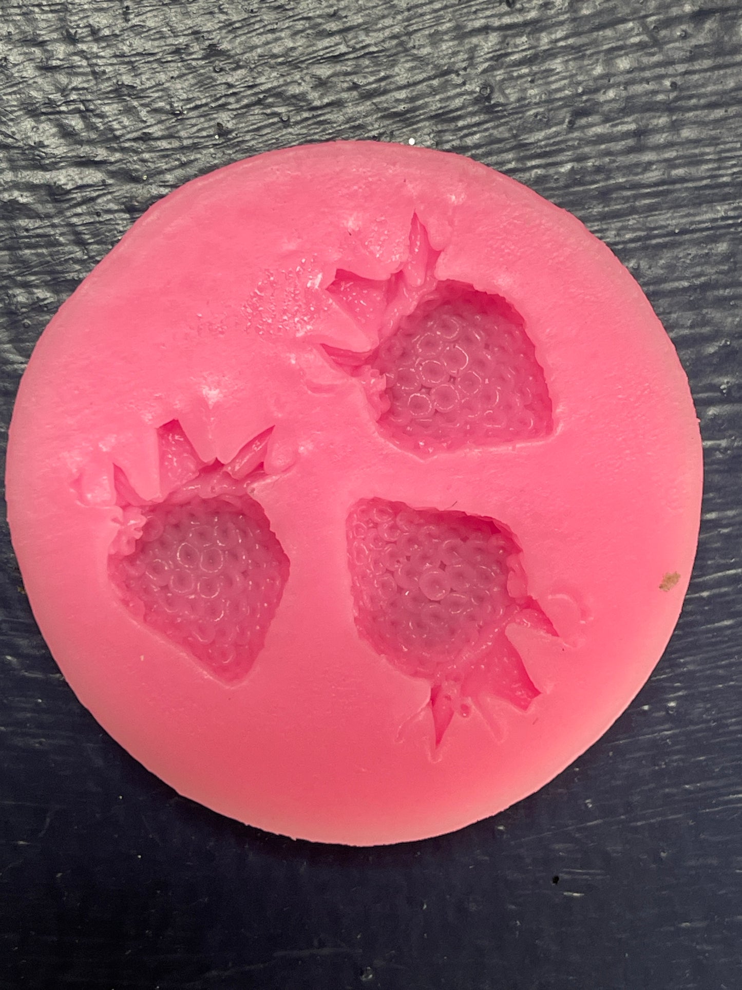 Mold resin 3 strawberries
