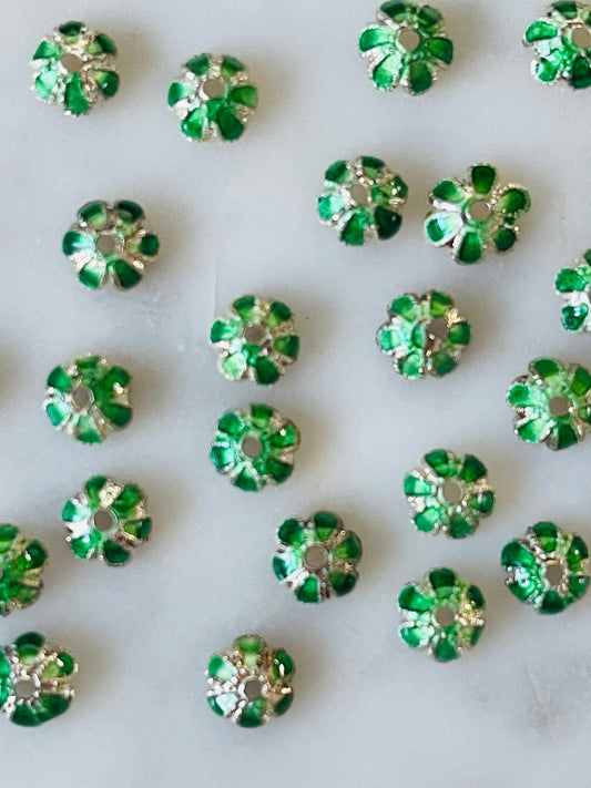 BEAD CAP CLOISONNE GREEN SILVER PLATE 6 MM 25 PC