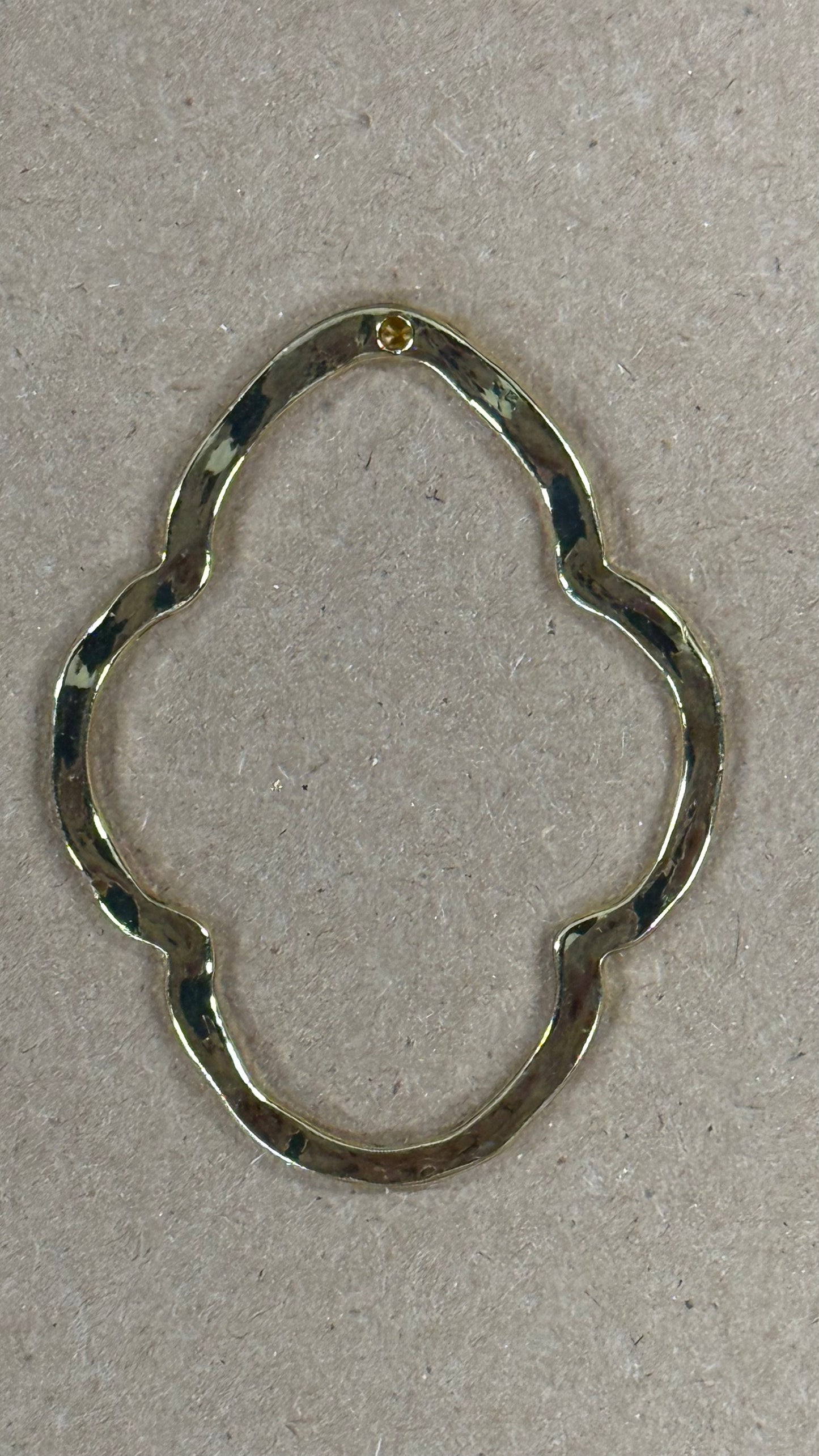 PENDANT BEZEL ORIENTAL 48MM LIGHT GOLD 1 PC