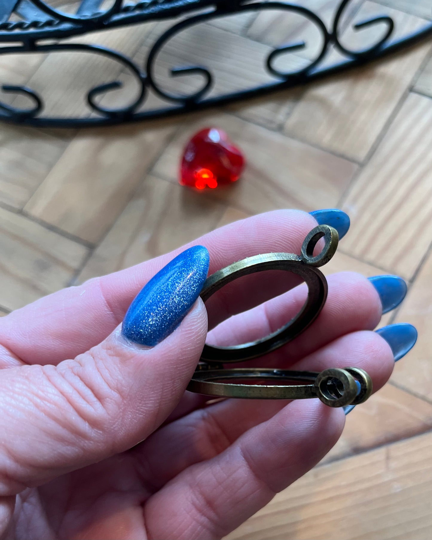 PENDANT LOCKET