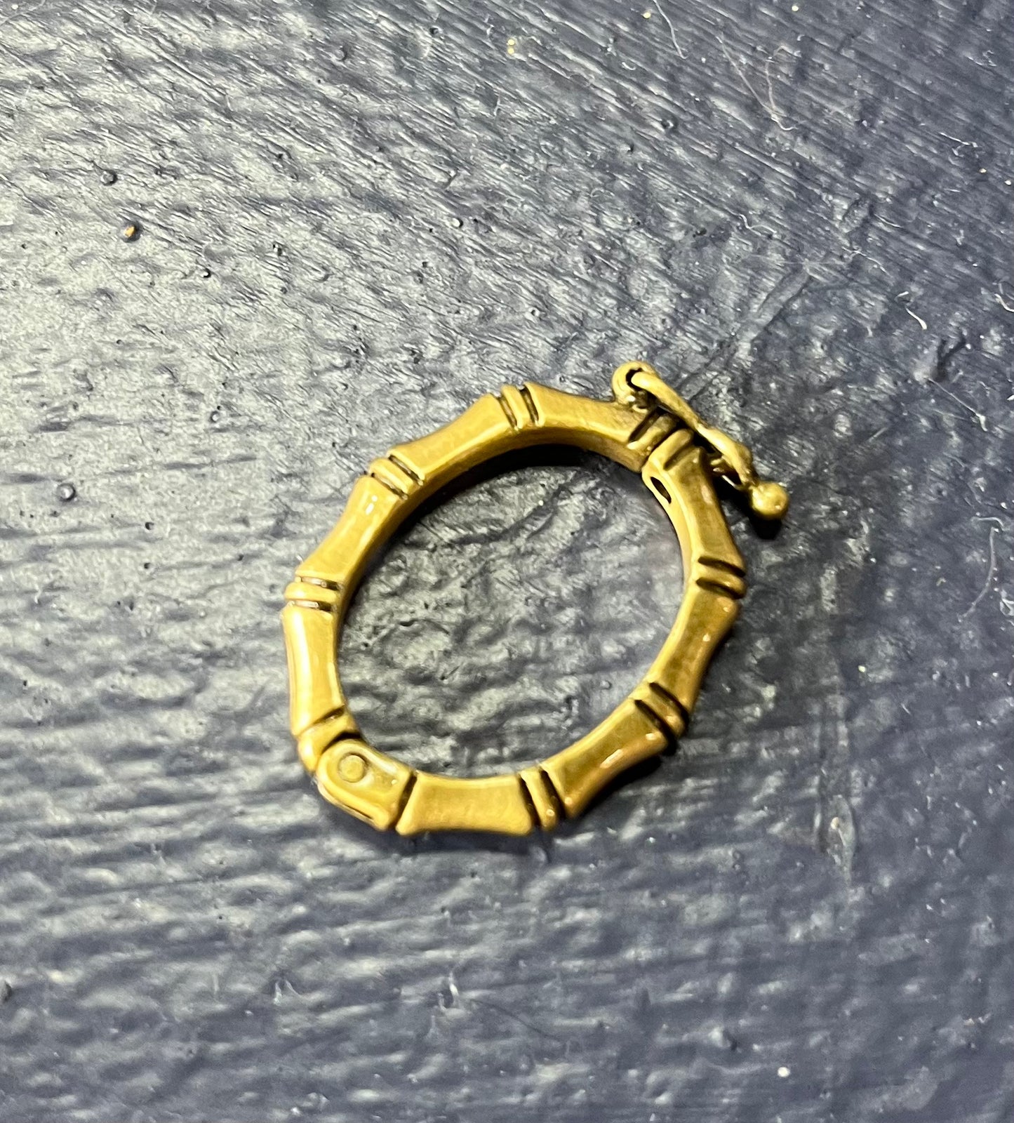 CLASP TWIST OVAL AG 26MM 1 PC