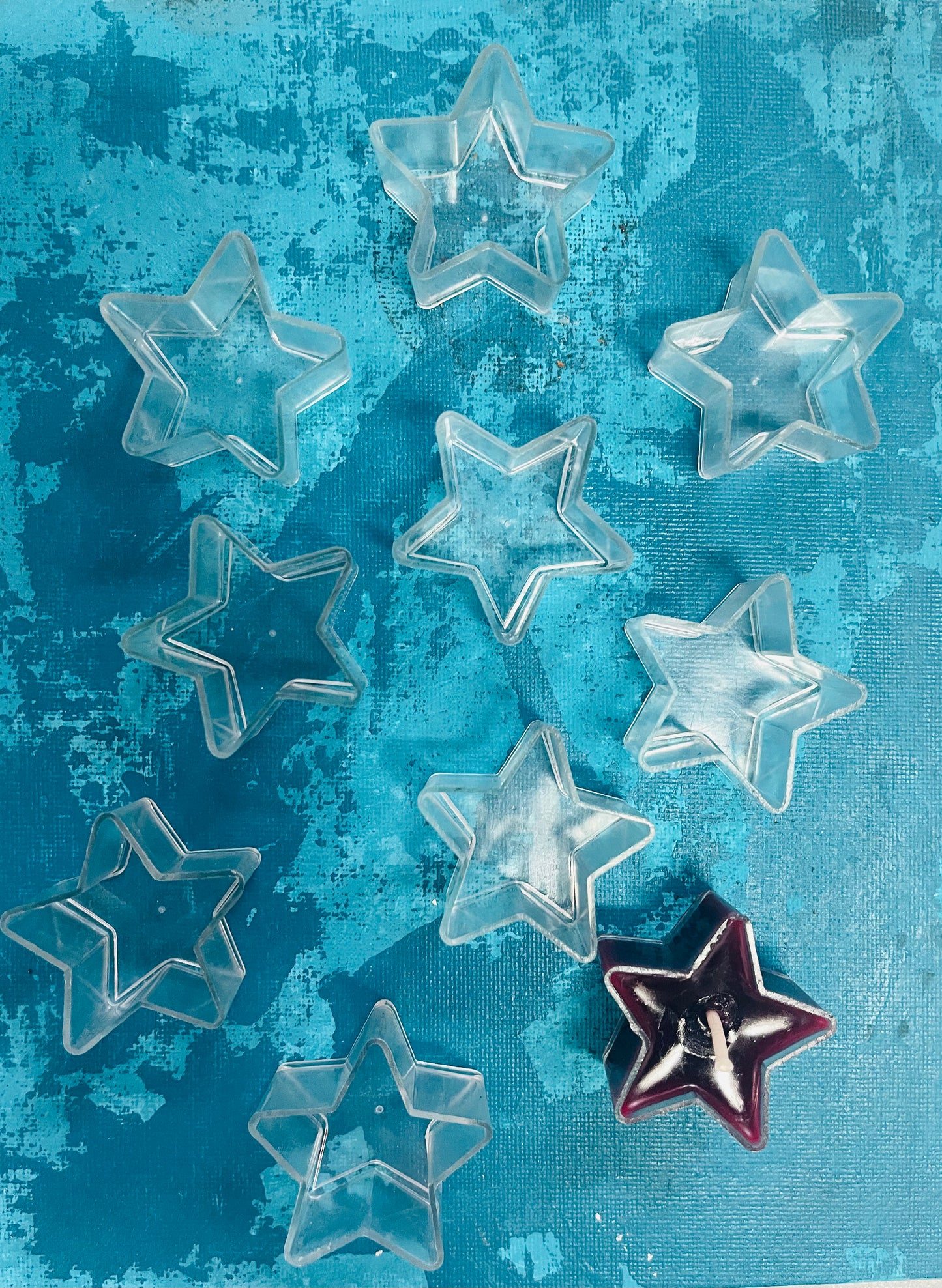 TEA LIGHT CUP STAR PLASTIC 10 PC