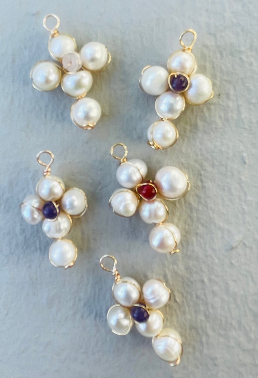 PENDANT CROSS PEARLS 31MM GOLD PLATE 18KT 1 PC