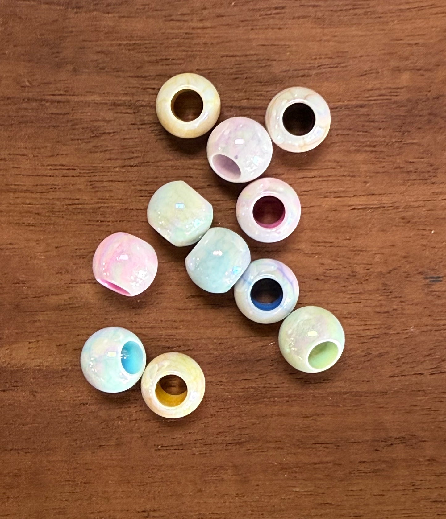 PEARLIZED PASTELS ROUND BEAD LARGE HOLE 2 PC