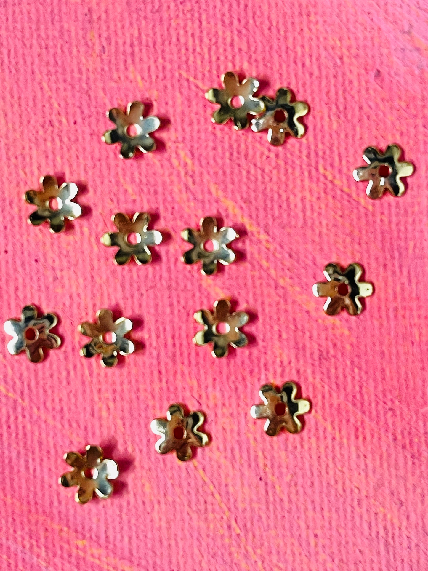 BEAD CAP 6MM GOLD PLATE 18KT FLOWER 6 PETALS 20 PC