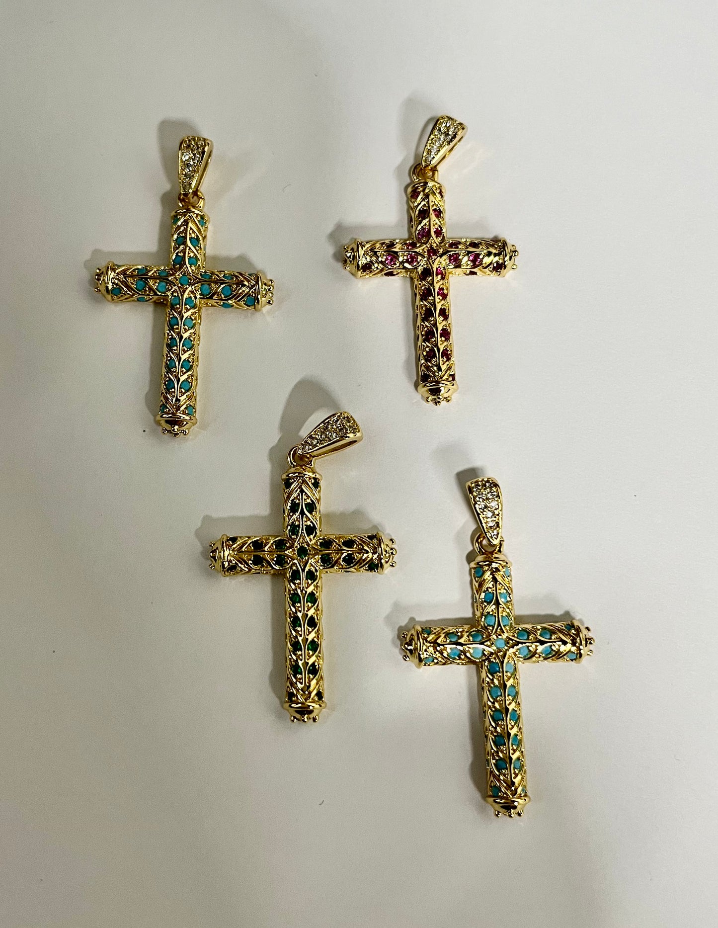 CROSS 31X21MM GOLD PLATE 18 KT MICRO PAVE CUBIC ZIRCONIA 1 PC