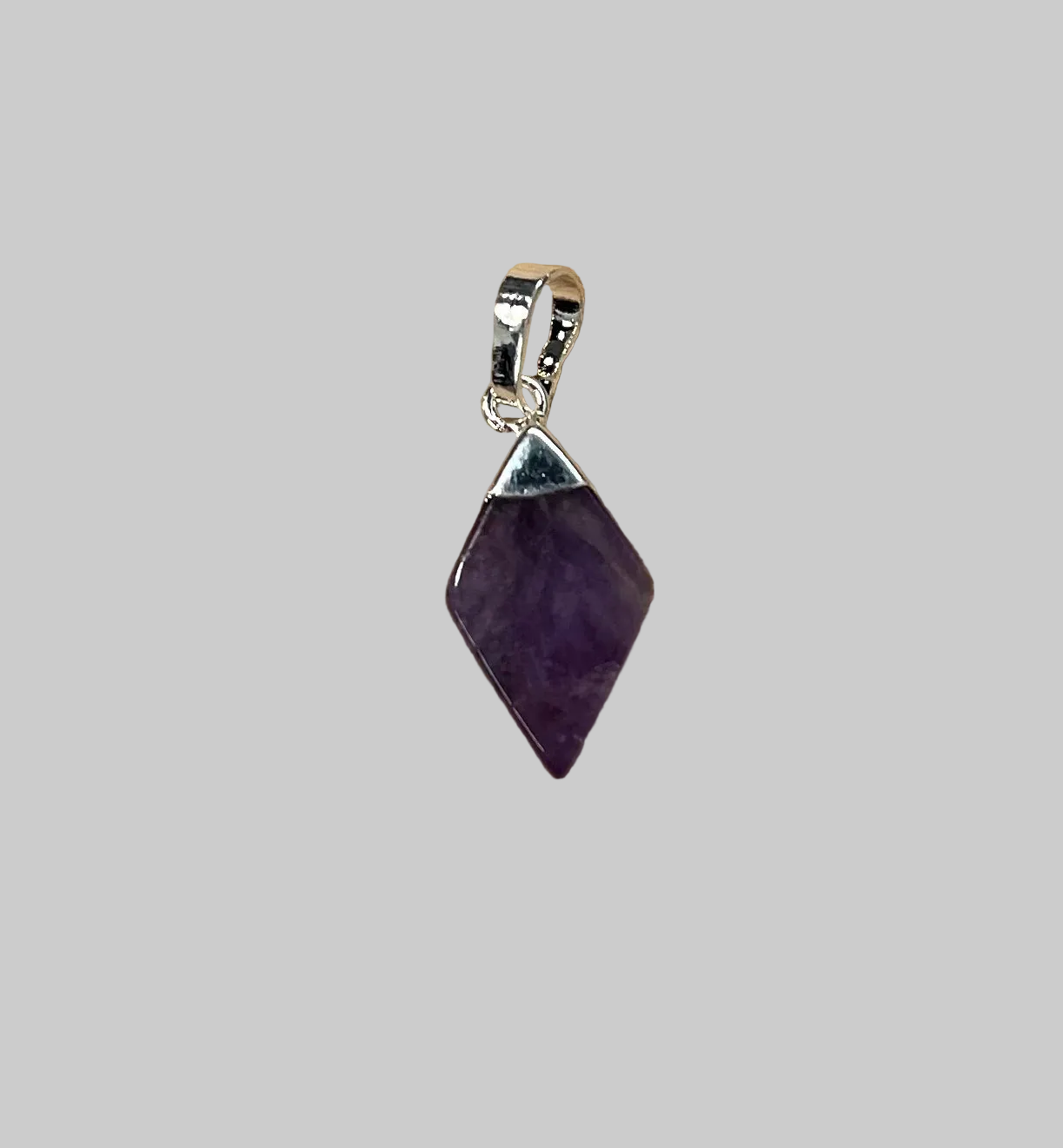 PENDANT AMETHYST RHOMBUS 17MM WITH SILVER PLATED BAIL 1PC