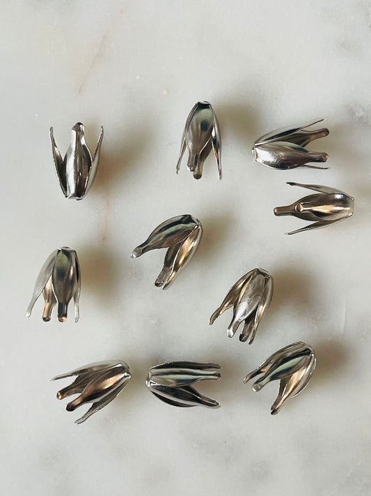 BEAD CAP FLOWER PLATINUM 13X7MM 10 PCS