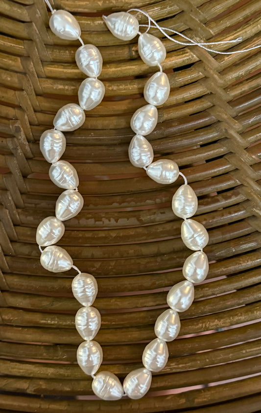 SHELL PEARL DROP 15X12MM WHITE SMOKE COLOR 1 STRAND