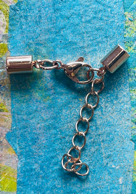 CORD ENDS ROSE GOLD WITH CHAIN EXTENDER & LOBSTER  4MM HOLE 1 SET