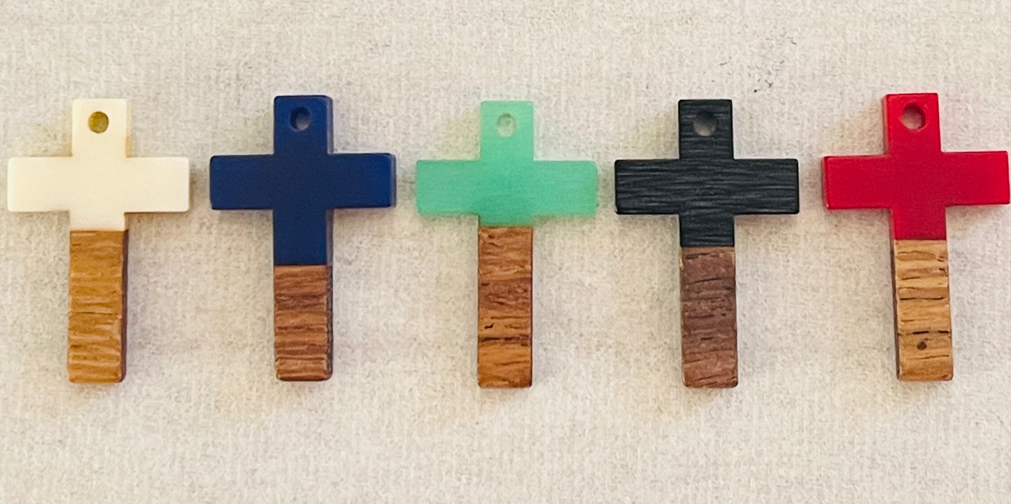 CROSS WOOD AND RESIN 26X16MM 5 PC
