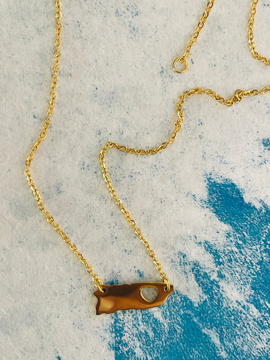 Chain Puerto Rico map with heart stainless steel gold plate 18 inches