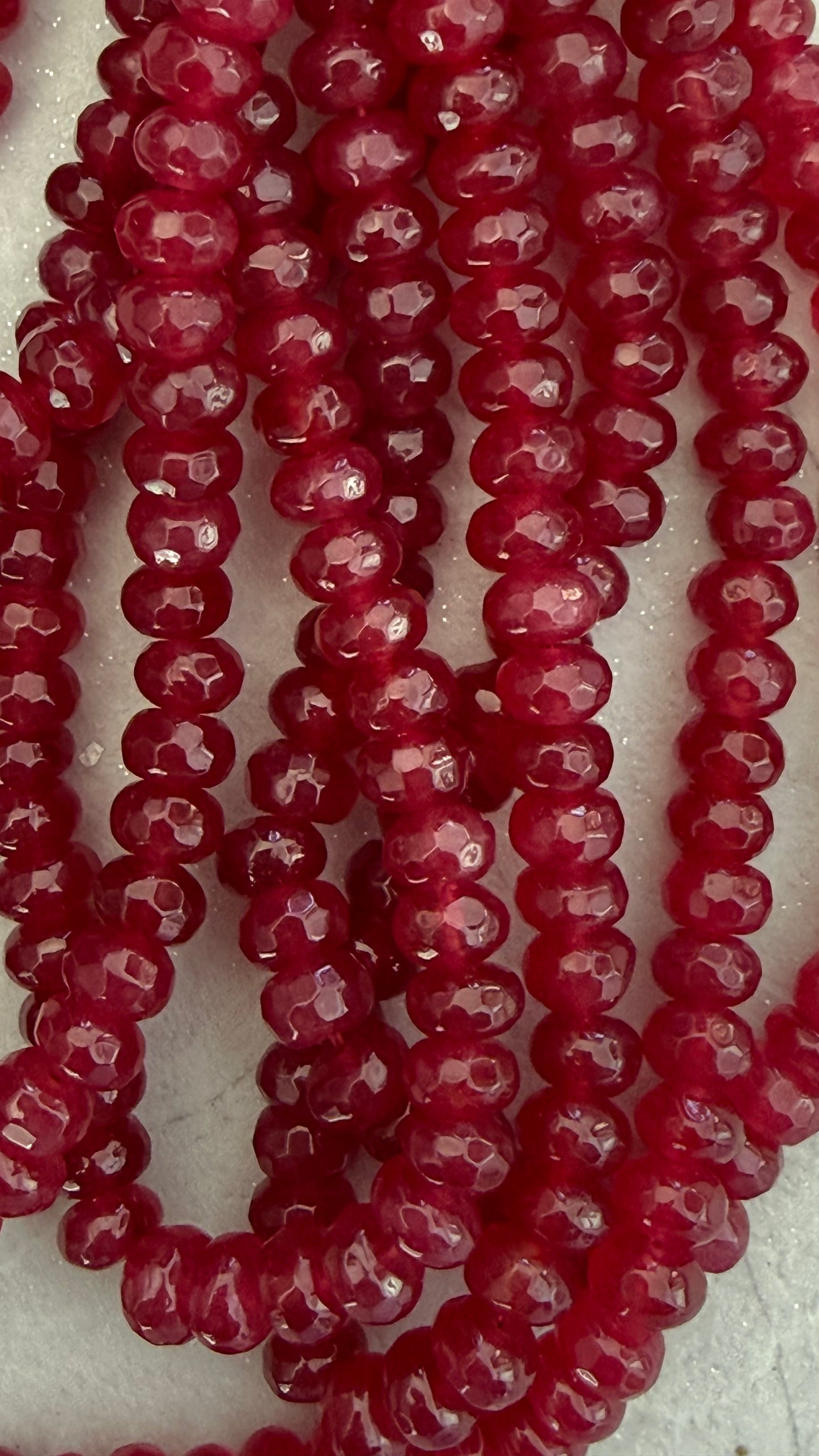 JADE RONDELLE MM DARK RED 1 STRAND