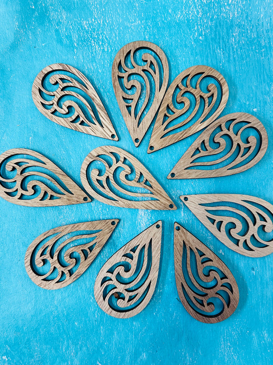 WOOD PENDANT TEARDROP ANTIQUE WHITE 57MM HOLE 2MM 10 PC