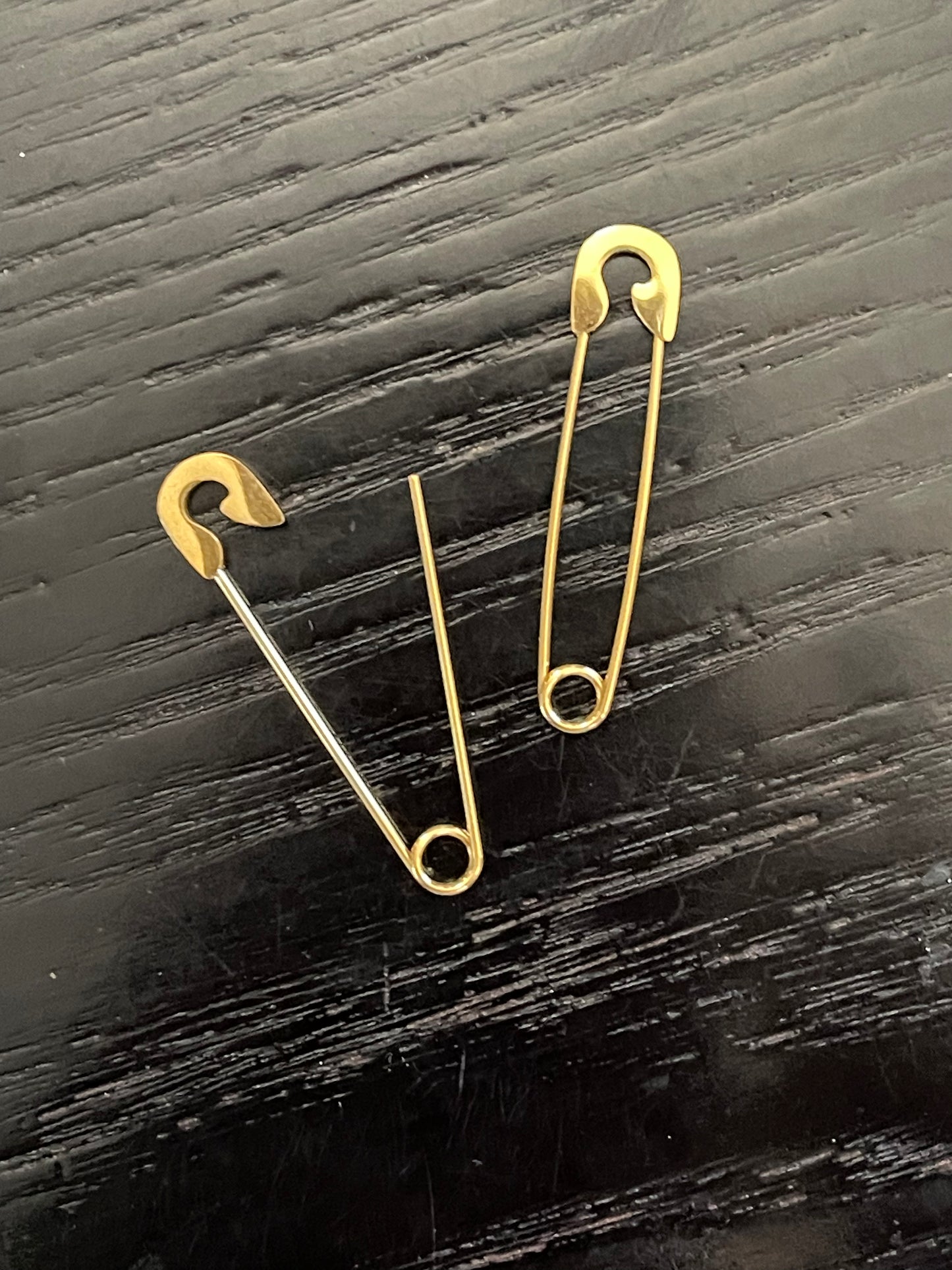 SAFETY PIN STAINLESS TEEL GOLD PLATE 39 MM 1 PC