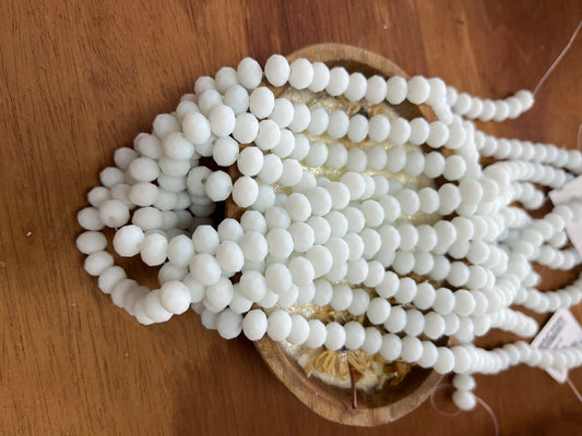 GLASS RONDELLE 8MM WHITE MATTE 1 STRAND