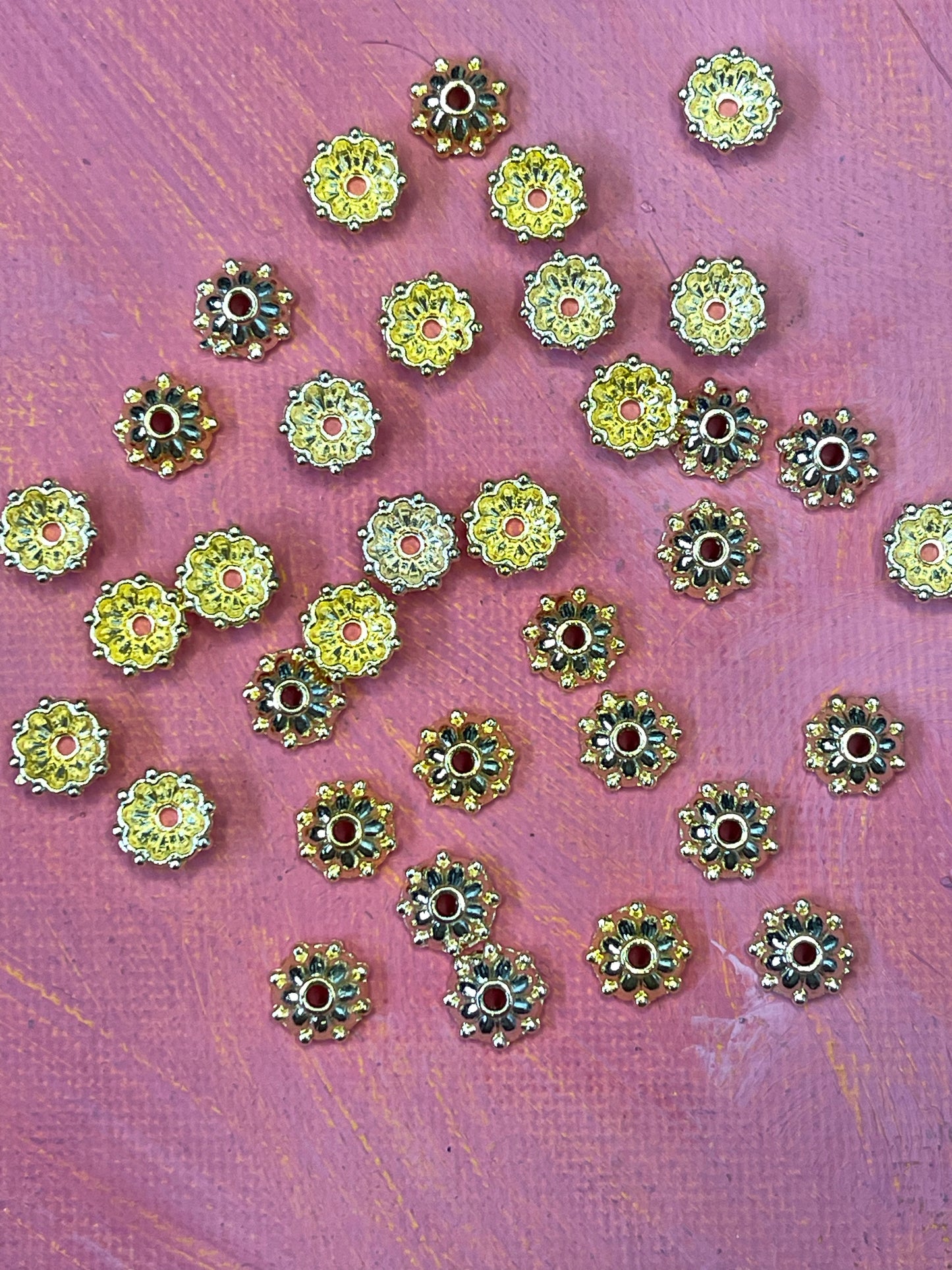 BEAD CAP 8MM FLOWER ANTIQUE SILVER OR GOLD 50 PC