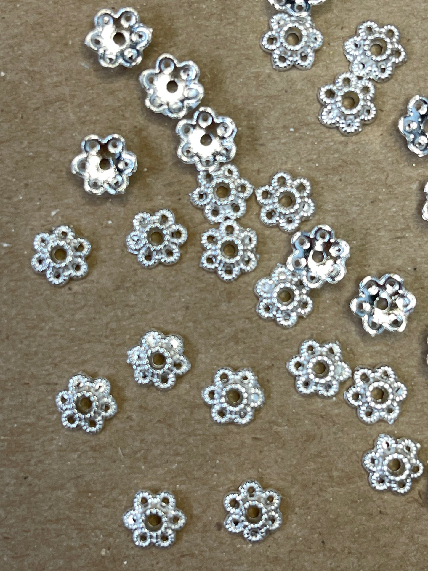 BEAD CAP 6MM FLOWER 5 PETALS 7 GRAMS APPROX 50 PC