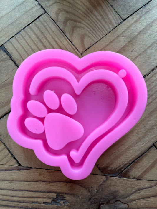 MOLD HEART WITH DOG PAW 1 PC