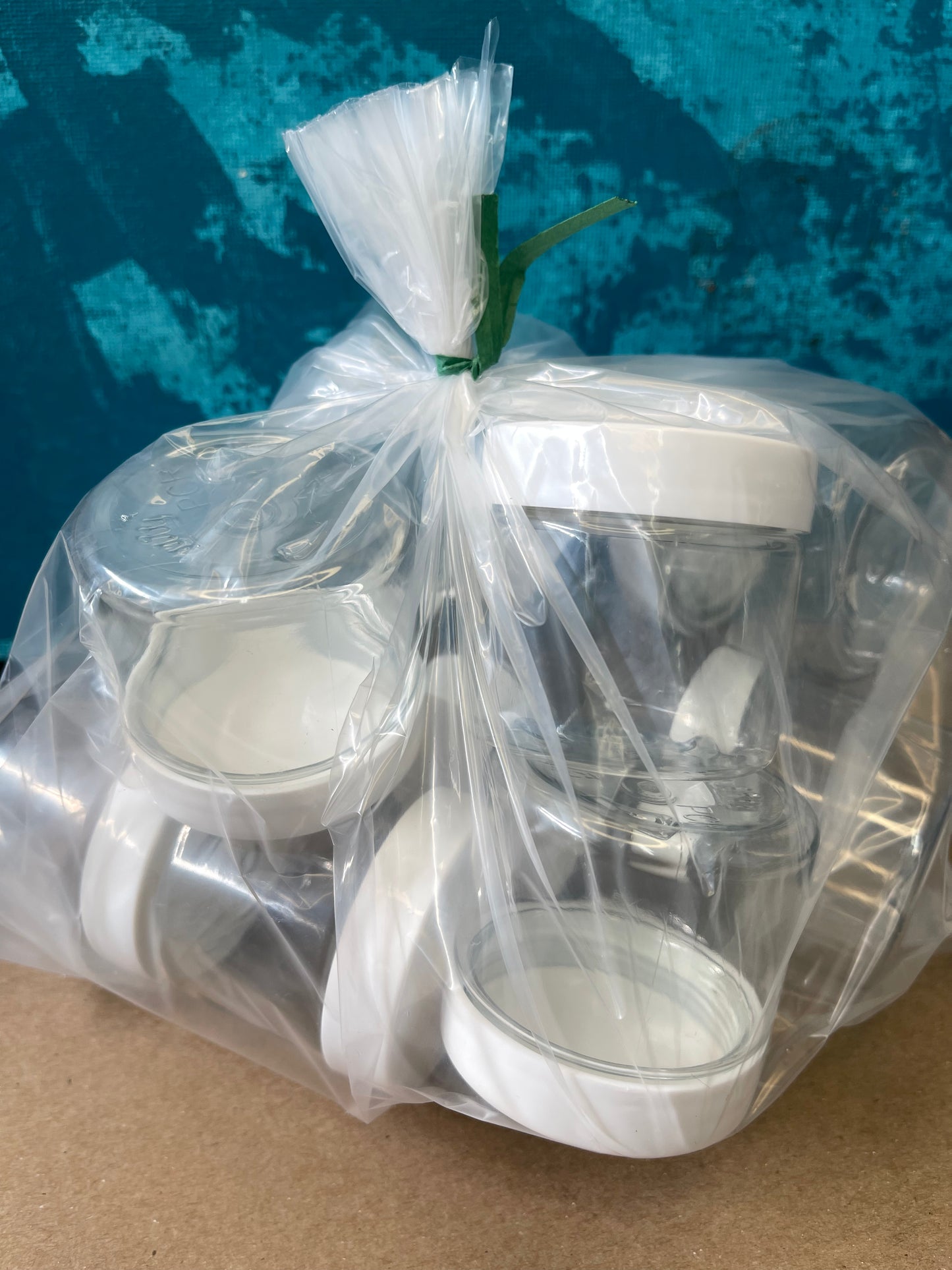 JAR 2 OZ CLEAR TALL WHITE LID 1 OR 10 PCS
