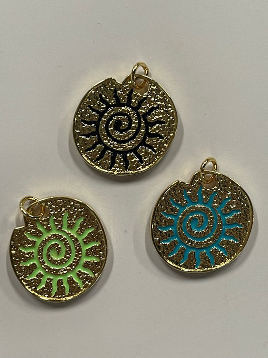 CHARM ENAMEL GP 18KT 23MM SPIRAL SUN 1 PC