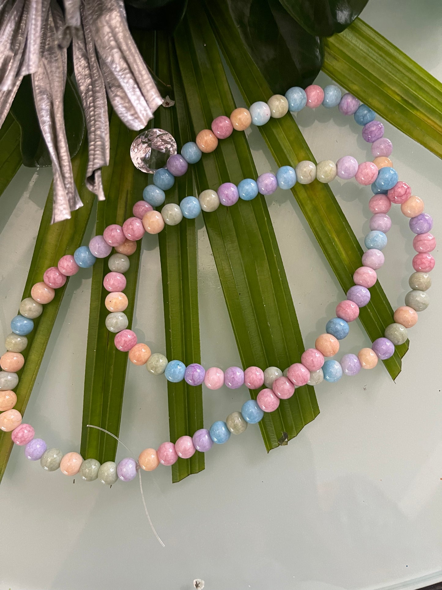 CRACKLE GLASS 8MM ROUND OPAQUE MIX COLORS 104 PC PER 1 STRAND