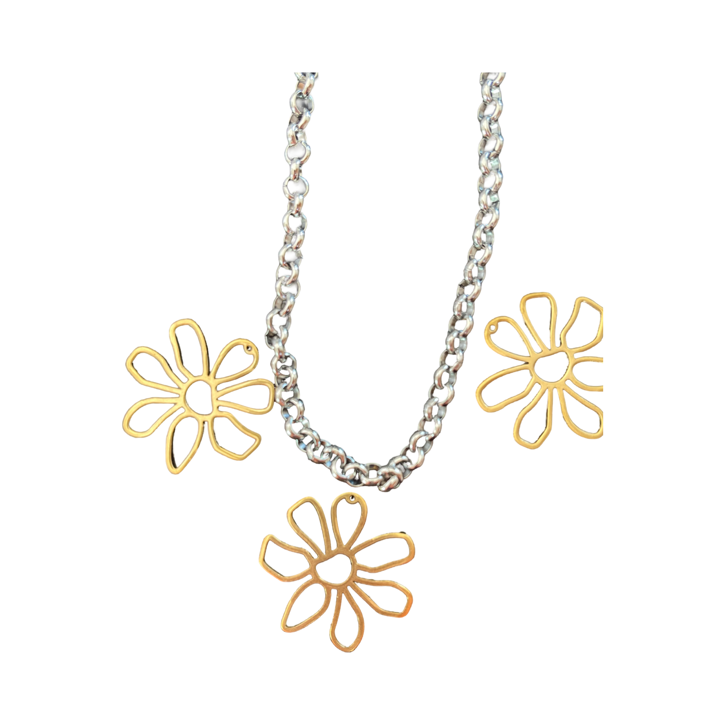 PENDANT FLOWER 34X36MM GOLD P LATE MATTE 34X36MM 1 PC