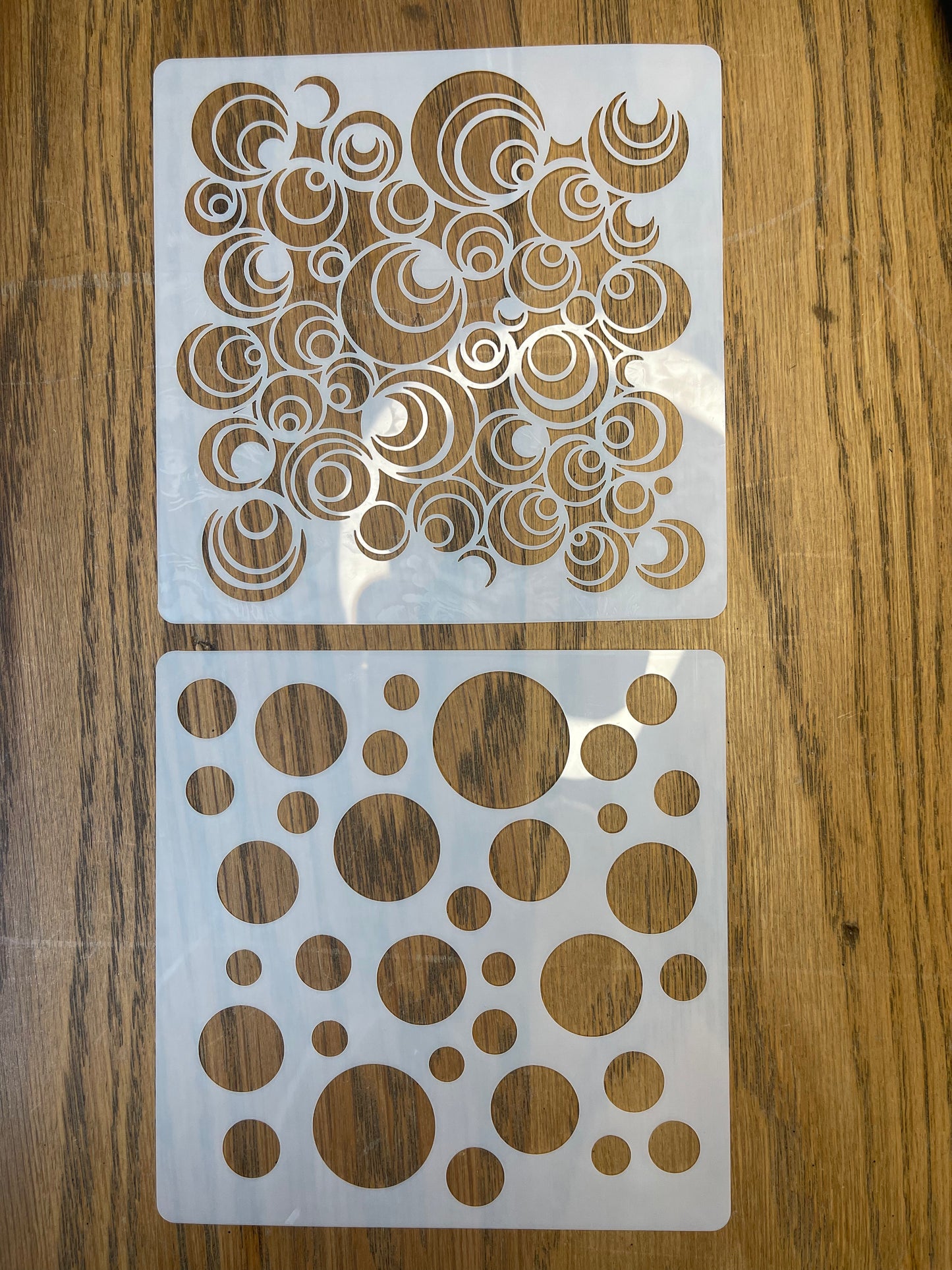 STENCIL SET DIFFERENT DOTS 4 PCS