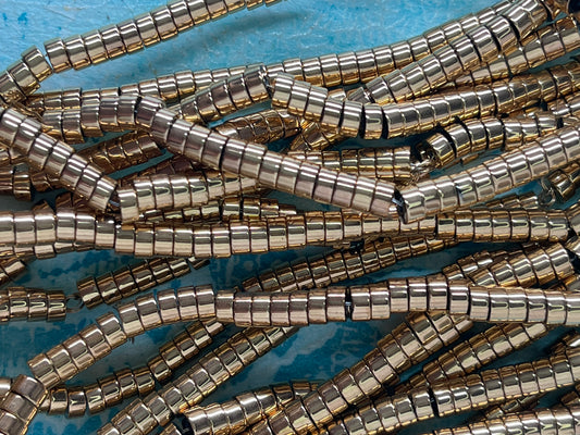 HEMATITE HEISHI DISC 4X2MM 1 STRAND